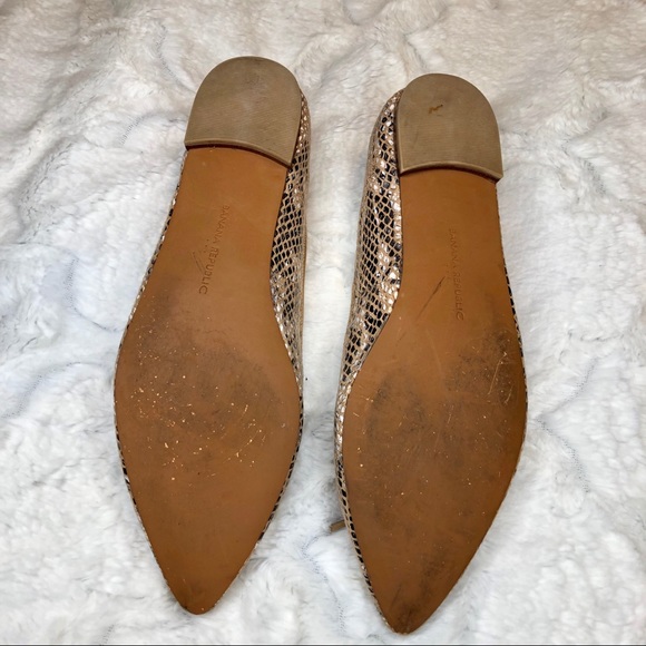 Banana Republic Snake print pointed toe flats - Picture 5 of 5